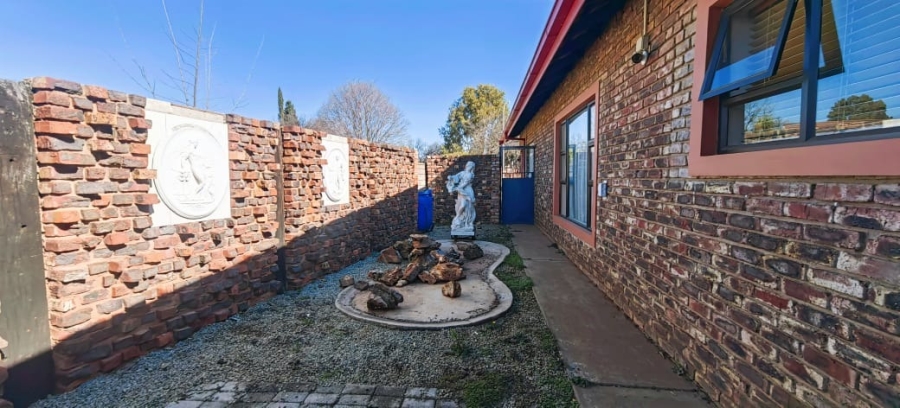 3 Bedroom Property for Sale in Miederpark North West